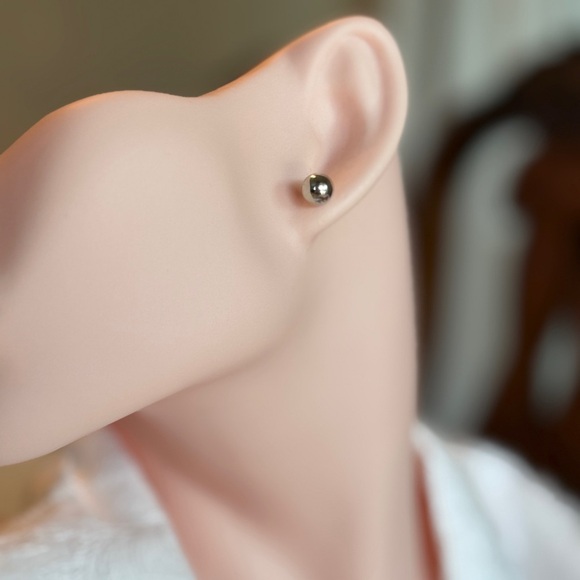 Minimalist Metallic Silver Stud Earrings - Picture 1 of 4